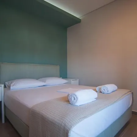 Aurelie Urban * Lefkáda