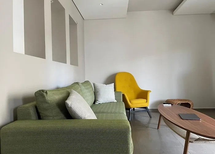 Aurelie Urban Apartment